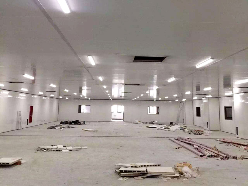 桶裝水/瓶裝飲用水凈化車間｜中凈國際飲水級無菌凈化+涉水合規工程